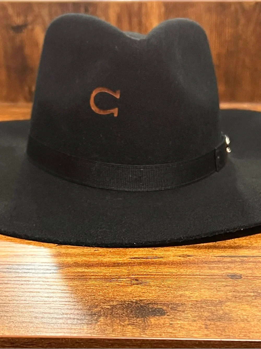 Charlie 1 Horse classic wide